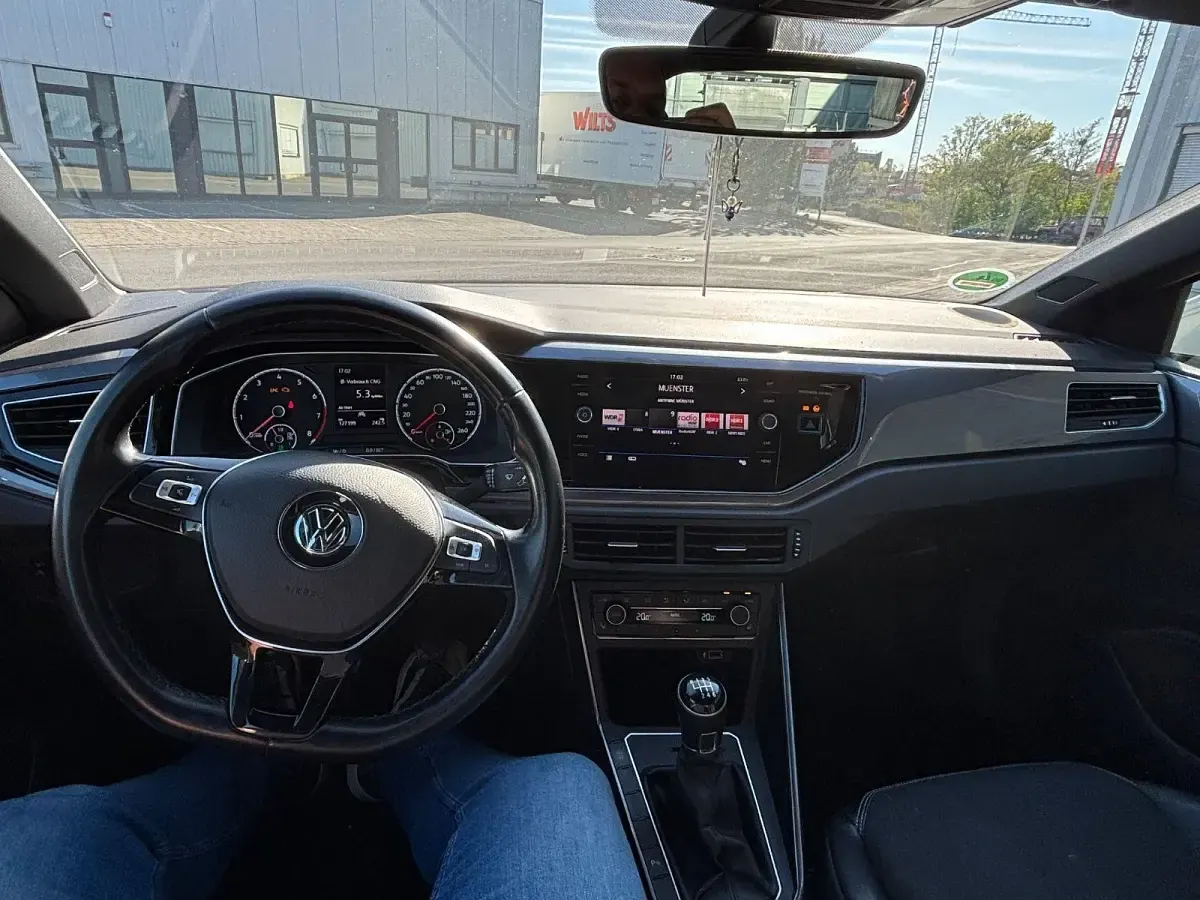 Gebraucht VW Polo Highline 90 PS (66 kW) 2020 Weiß Kleinwagen
