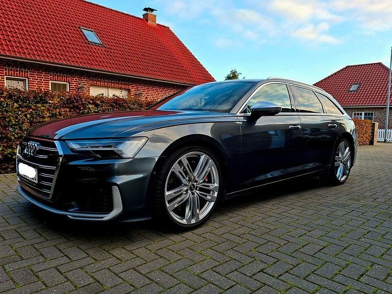 Grau Gebraucht 2021 Audi S6 Ambiente Kombi | 51.900 € (Fairer Preis) - Bild 1/4