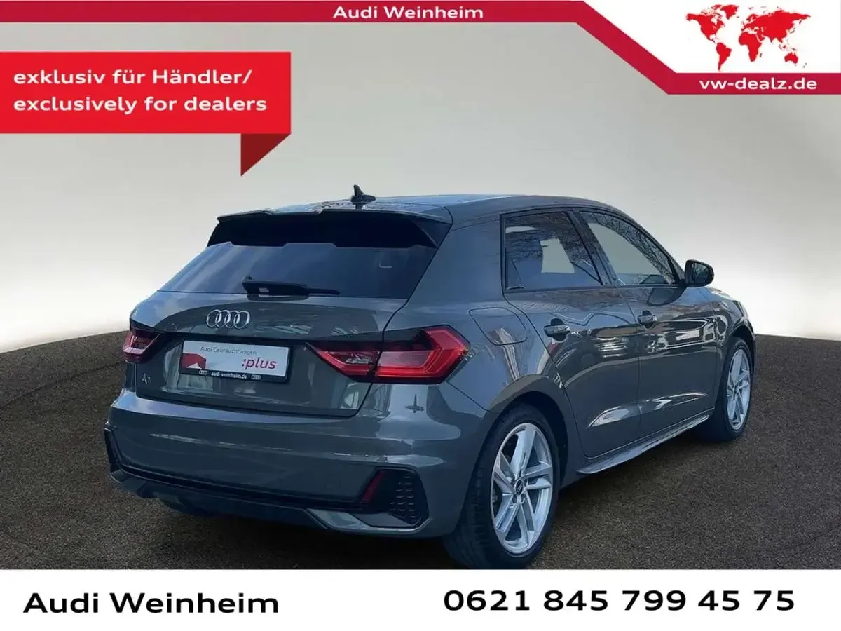 Gebraucht Audi A1 S-Line 150 PS (110 kW) 2022 Chronosgrau metallic SUV