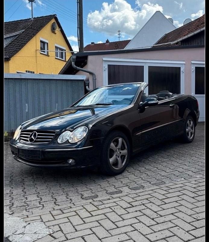 Schwarz Gebraucht 2004 Mercedes CLK200 Cabrio | 5.600 € (Fairer Preis) - Bild 1/4