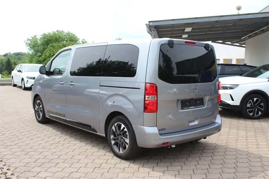 Gebraucht Opel Zafira Life Edition 179 PS (131 kW) 2026 Grau Van / Kleinbus