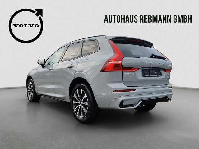 Gebraucht Volvo XC60 Plus 197 PS (144 kW) 2023 Grau SUV