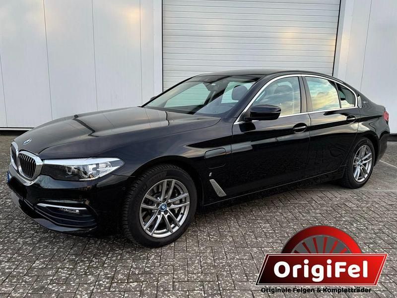 Schwarz Gebraucht 2019 BMW 530e iPerformance Limousine | 19.980 € (Superpreis) - Bild 1/4