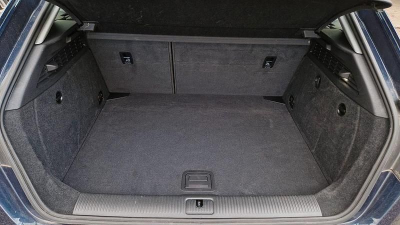 Gebraucht Audi A3 Sport 150 PS (110 kW) 2017 Blau Limousine