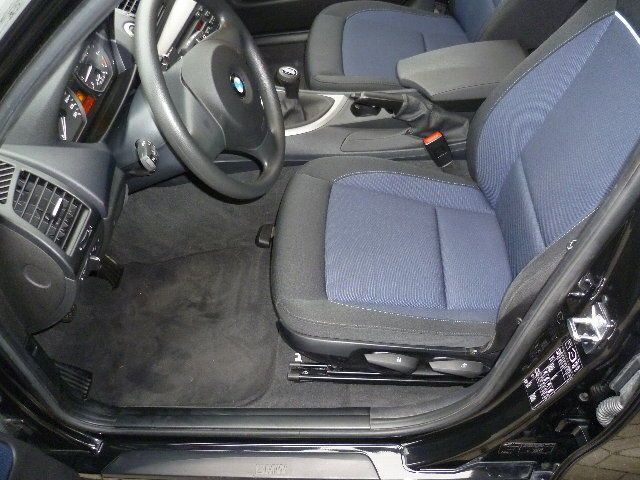 Gebraucht BMW 118 Advantage 143 PS (105 kW) 2008 Schwarz Kleinwagen