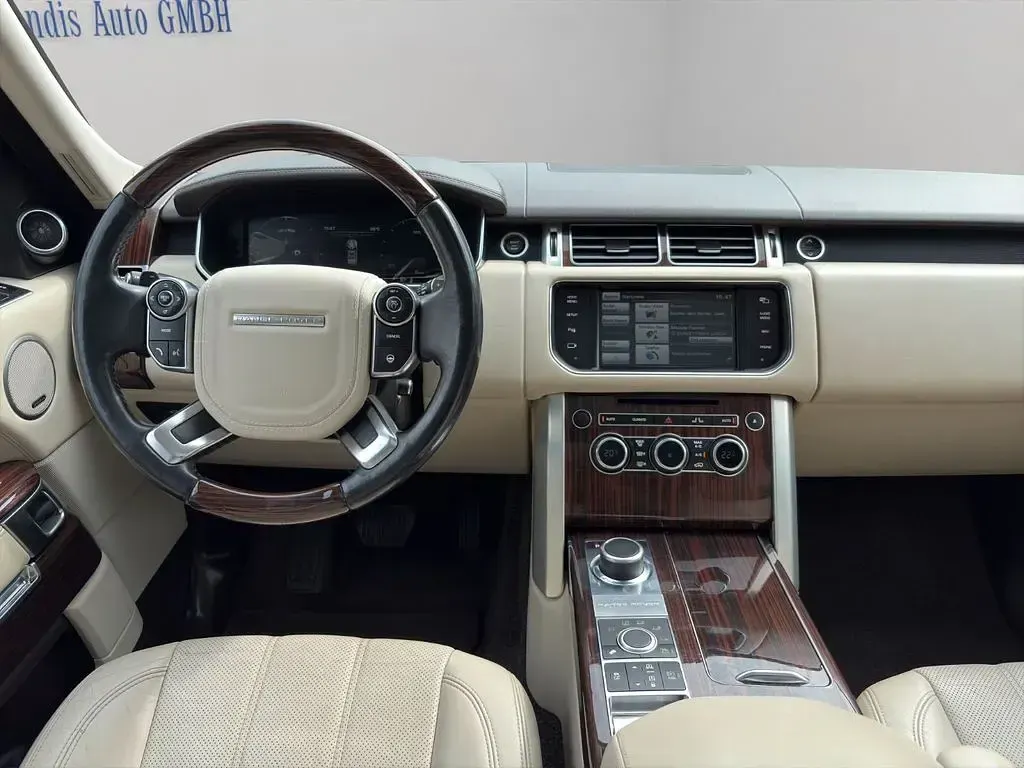 Gebraucht Land Rover Range Rover Vogue 340 PS (250 kW) 2015 Schwarz SUV