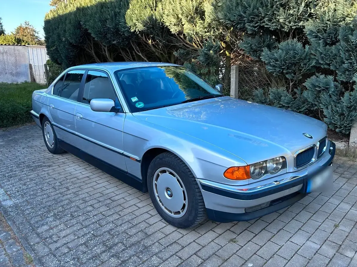 Gebraucht BMW 728 192 PS (141 kW) 1999 Silber Limousine