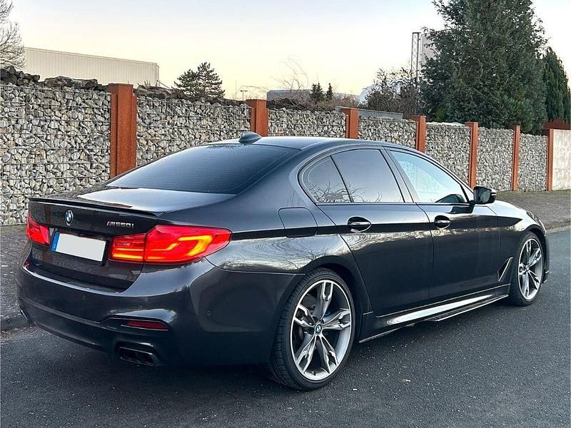 Gebraucht BMW M550 Performance 462 PS (339 kW) 2018 Grau Limousine