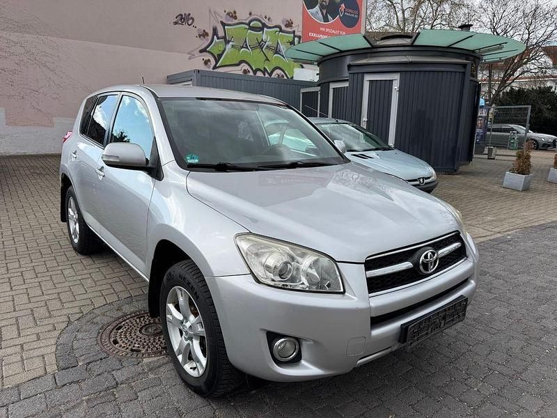 Gebraucht Toyota RAV4 150 PS (110 kW) 2009 Silber SUV