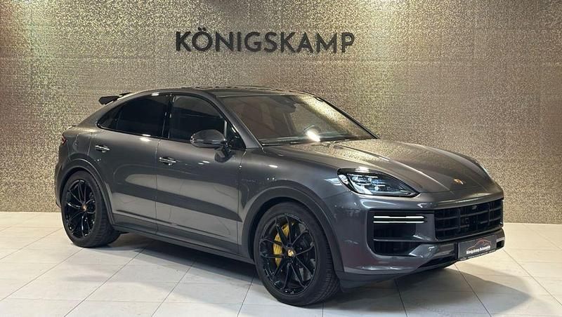 Grau Gebraucht 2024 Porsche Cayenne Turbo SUV | 159.990 € - Bild 1/4