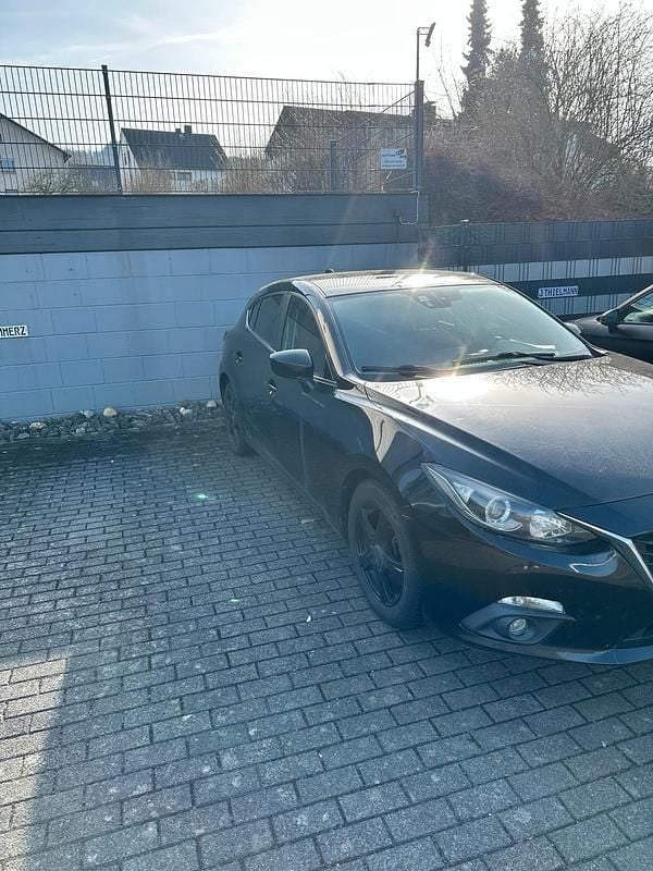 Gebraucht Mazda 3 120 PS (88 kW) 2015 Schwarz Limousine