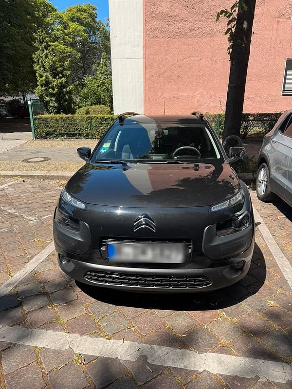 Schwarz Gebraucht 2015 Citroën C4 Cactus Kleinwagen | 7.000 € (Etwas zu teuer) - Bild 1/4