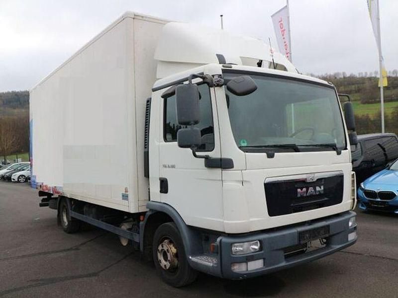 Gebraucht MAN TGE 132 PS (97 kW) 2013 Weiss Van
