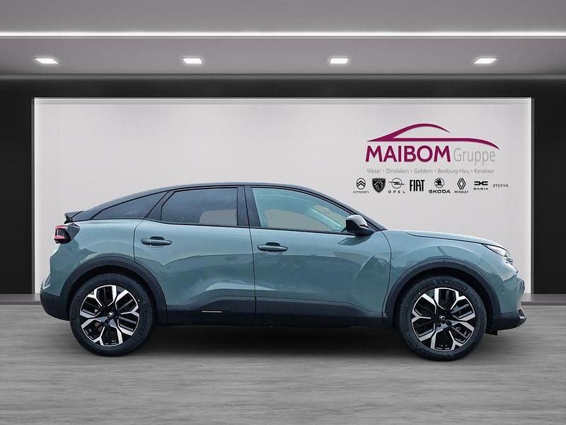 Gebraucht Citroën e-C4 114 kW (156 PS) 2025 Lackierung manhattan green/typ Limousine