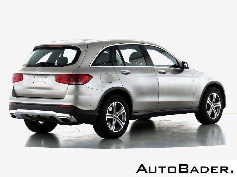 Gebraucht Mercedes GLC220 Exclusive 194 PS (142 kW) 2022 859 mojavesilber SUV