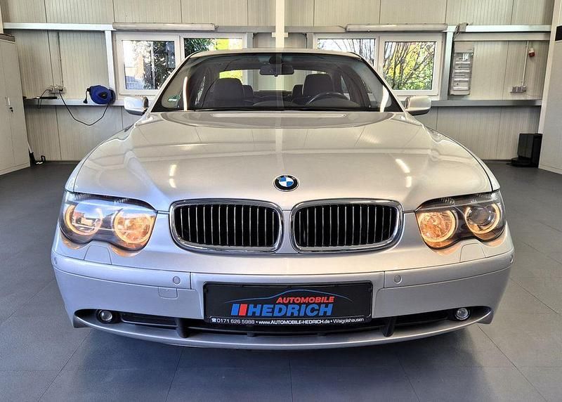 Gebraucht BMW 745 Shadowline 333 PS (244 kW) 2003 Silber Limousine