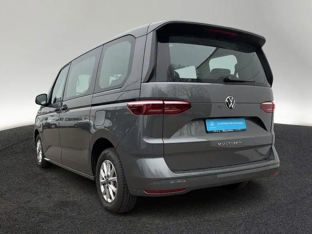 Używany VW T7 150 KM (110 kW) 2024 Szary Van