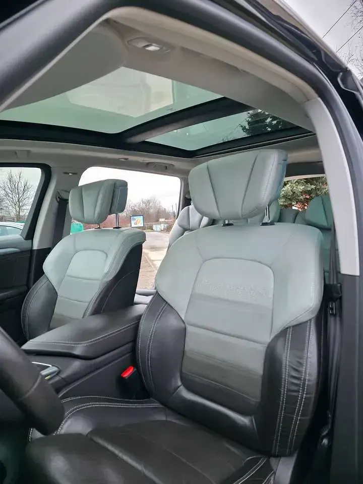 Gebraucht Renault Espace Initiale Paris 224 PS (164 kW) 2018 Schwarz Van / Kleinbus