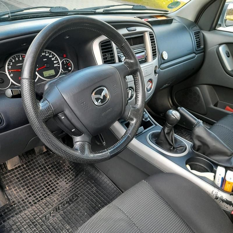 Gebraucht Mazda Tribute 150 PS (110 kW) 2006 Silber SUV