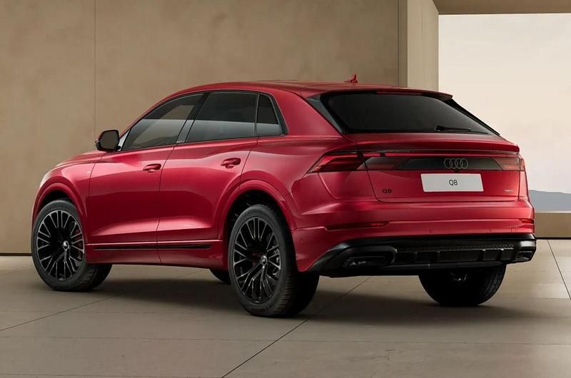 Neu Audi Q8 S-Line 286 PS (210 kW) 2025 Chilirot metallic SUV