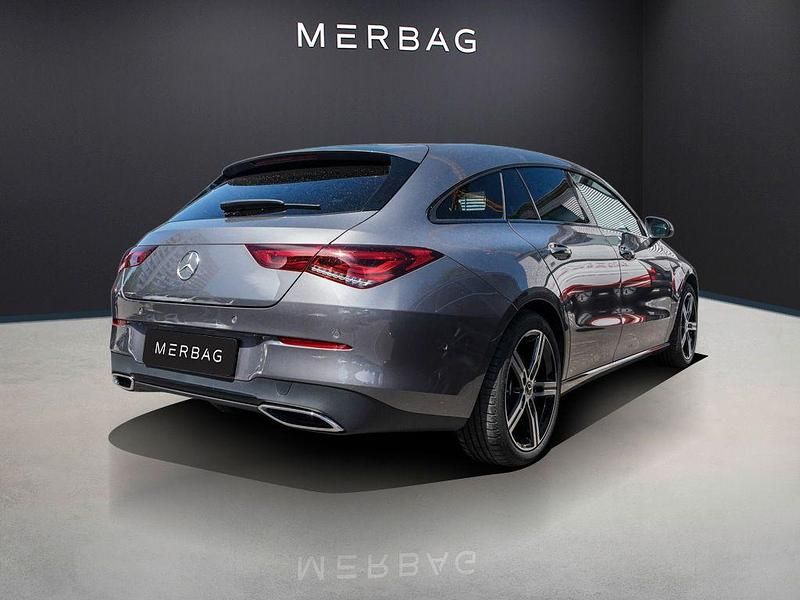 Gebraucht Mercedes CLA200 Progressive 150 PS (110 kW) 2023 Mountain grau Coupé