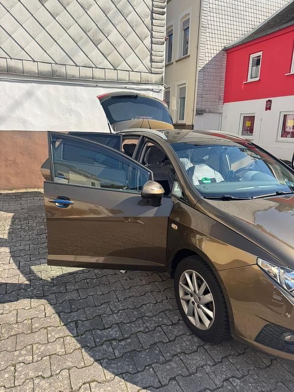 Gebraucht Seat Ibiza ST 85 PS (62 kW) 2011 Braun Kombi