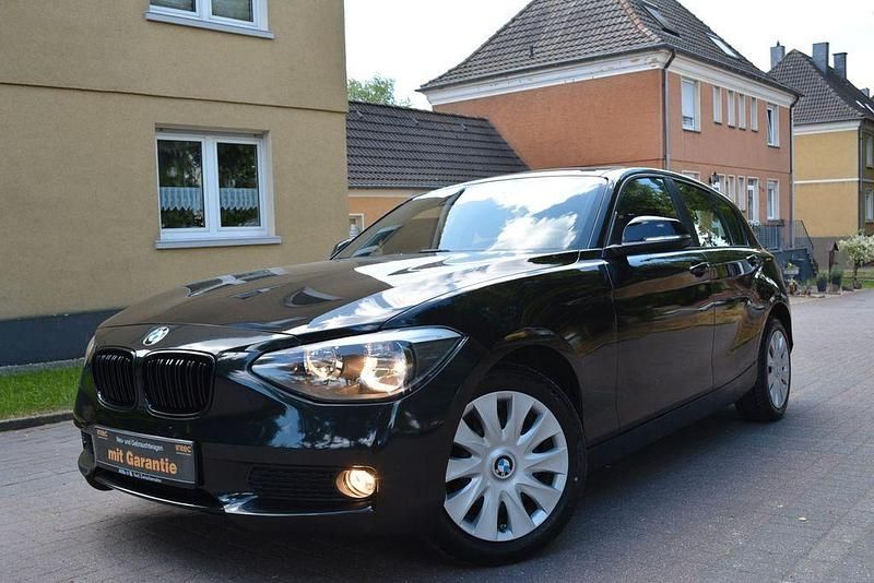 Schwarz Gebraucht 2012 BMW 116 Kleinwagen | 8.590 € (Fairer Preis) - Bild 1/4