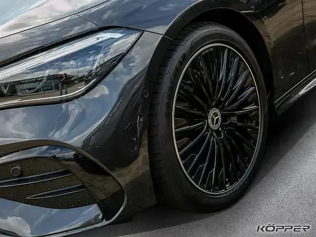 Gebraucht Mercedes 220 Advanced Plus 197 PS (144 kW) 2025 Coupé