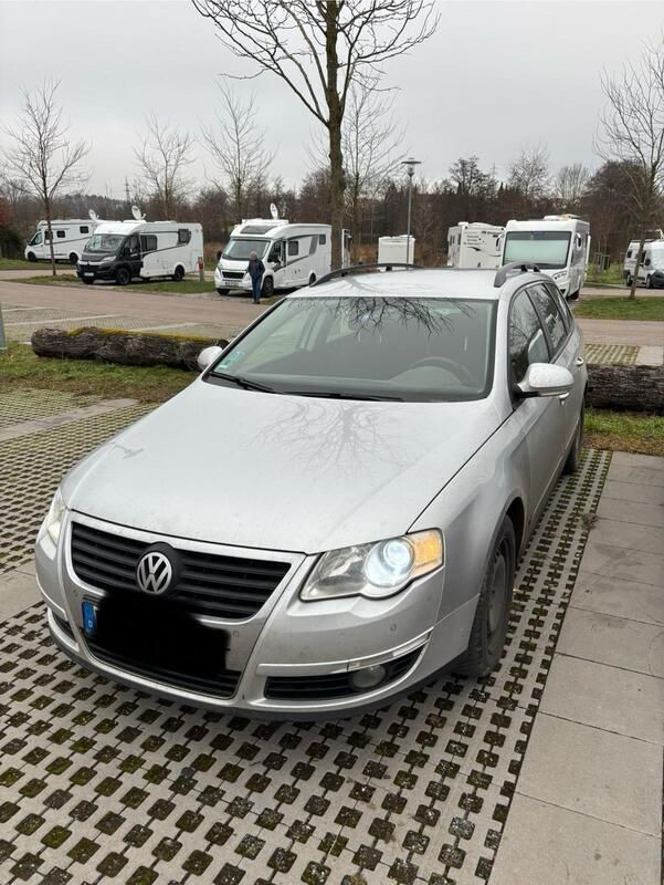 Silber Gebraucht 2008 VW Passat Sport Kombi | 750 € (Superpreis) - Bild 1/3