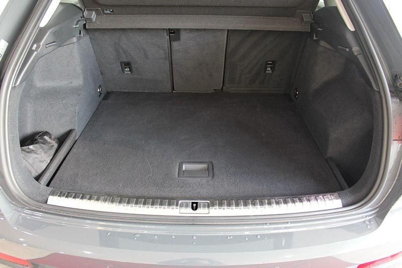 Gebraucht Audi Q3 Advanced 190 PS (139 kW) 2019 Nanograu SUV