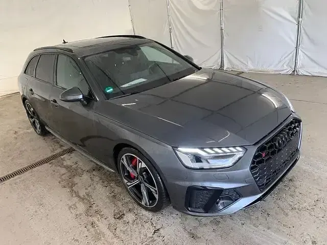 Gebraucht Audi S4 Business 341 PS (250 kW) 2023 Daytonagrau perleffekt Kombi