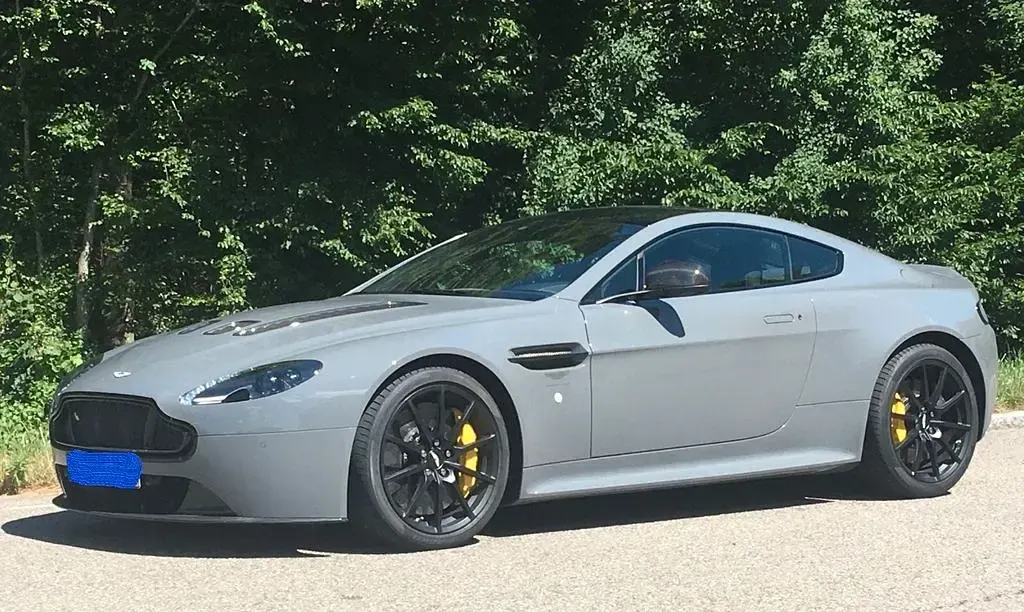 Gebraucht Aston Martin V12 Vantage 574 PS (422 kW) 2016 Grau