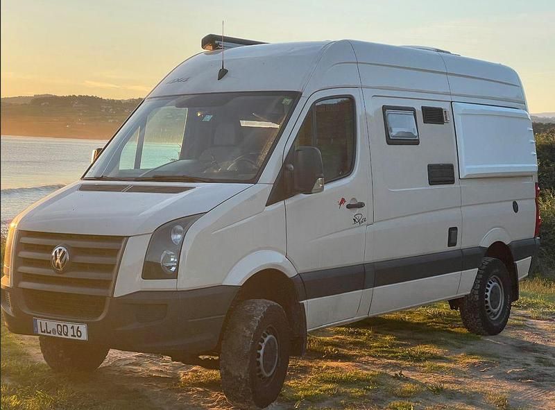 Beige Gebraucht 2007 VW Crafter Van | 35.000 € - Bild 1/4
