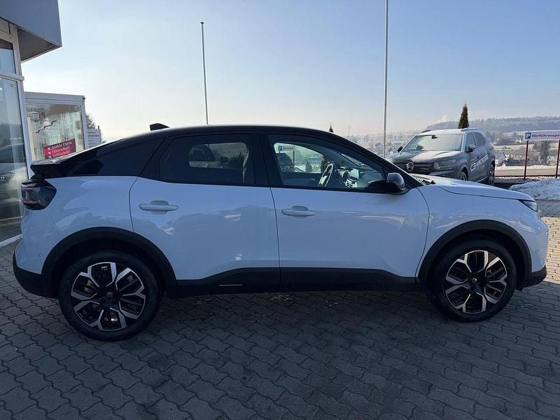 Neu Citroën C4 145 PS (106 kW) 2026 Okenitweiß metallic SUV