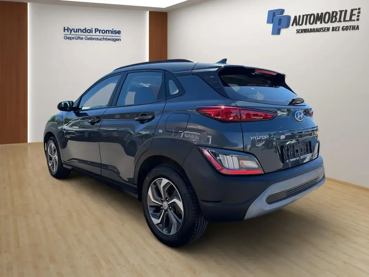 Gebraucht Hyundai Kona Essential 141 PS (103 kW) 2022 Grau SUV