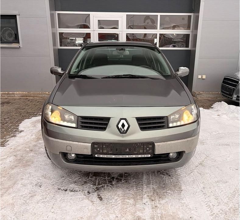 Gebraucht Renault Mégane II 113 PS (83 kW) 2003 Grau Limousine