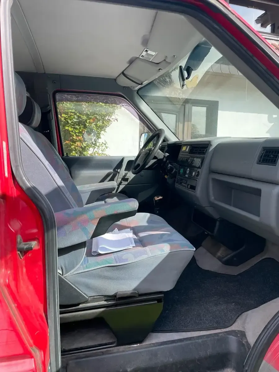 Gebraucht VW T4 78 PS (57 kW) 1995 Rot Van