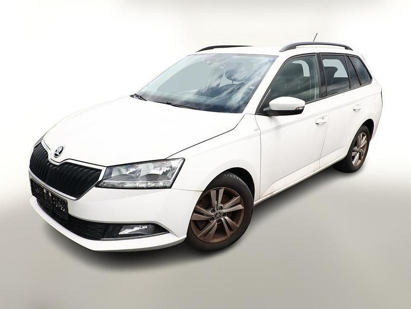 Candy white Gebraucht 2022 Skoda Fabia Ambition Kombi | 21.371 € (Etwas zu teuer) - Bild 1/4