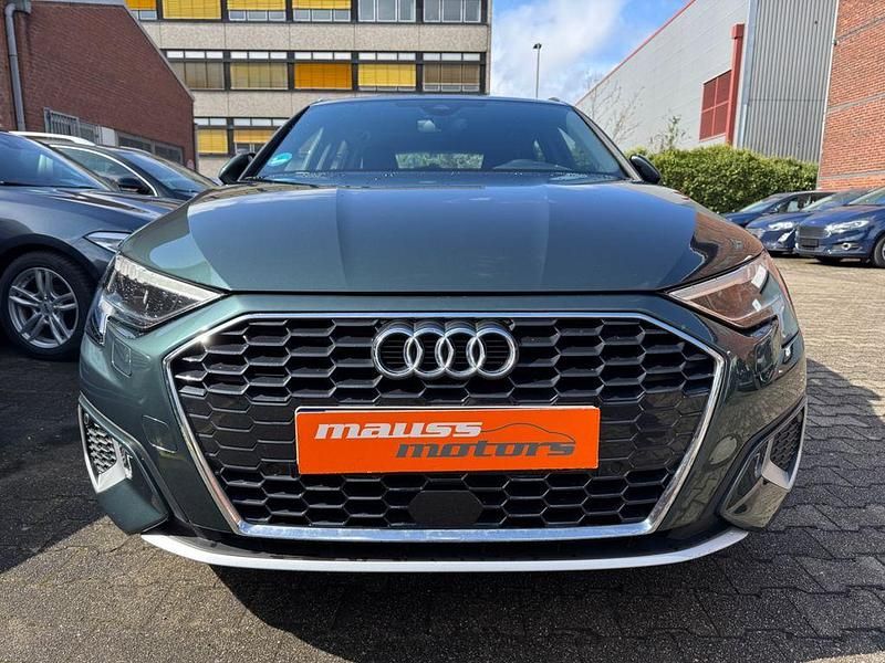 Gebraucht Audi A3 Advanced Plus 150 PS (110 kW) 2021 Grau Limousine