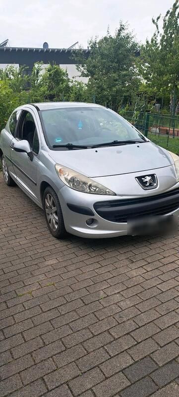 Grau Gebraucht 2007 Peugeot 207 Kleinwagen | 1.300 € (Guter Preis) - Bild 1/4