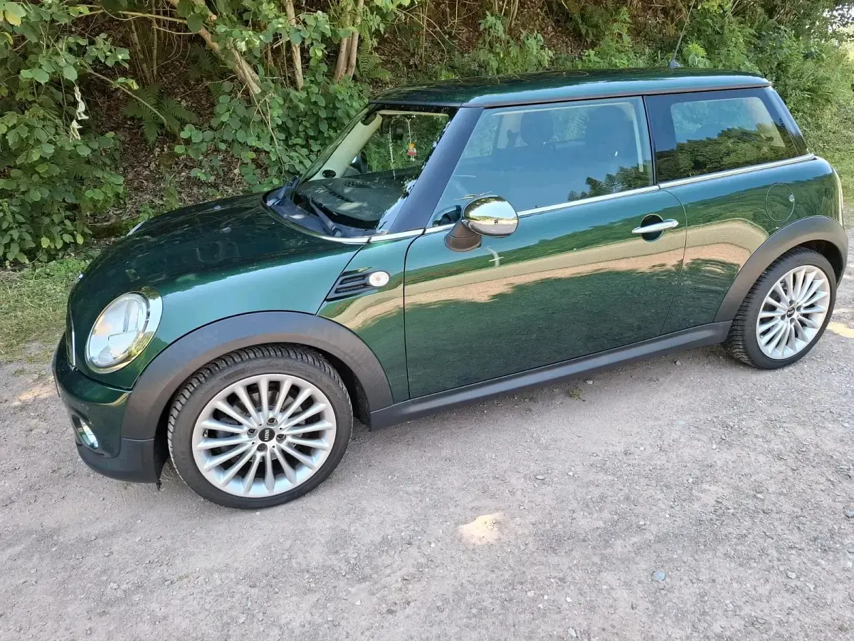 Gebraucht Mini Cooper 122 PS (89 kW) 2010 Grün Kleinwagen