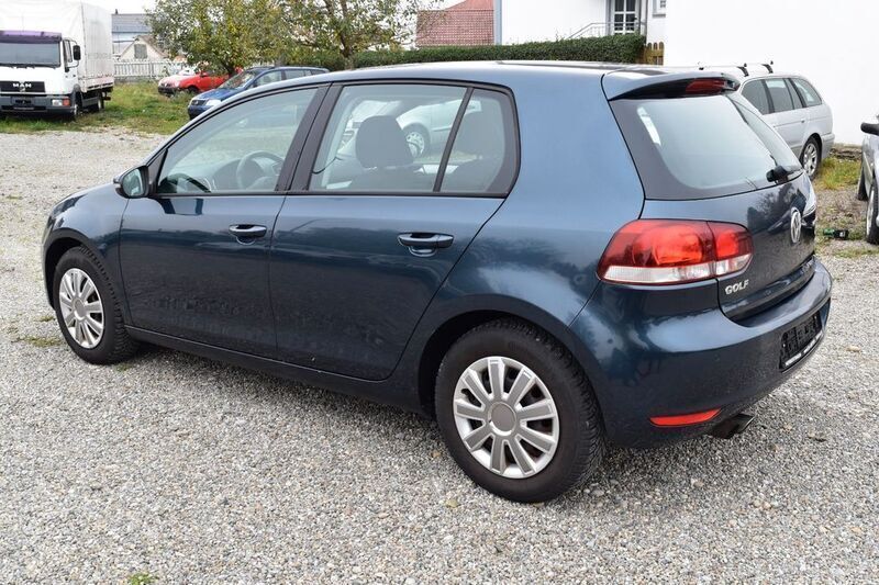 Gebraucht VW Golf VI Highline 122 PS (89 kW) 2009 Blau metallic Kleinwagen