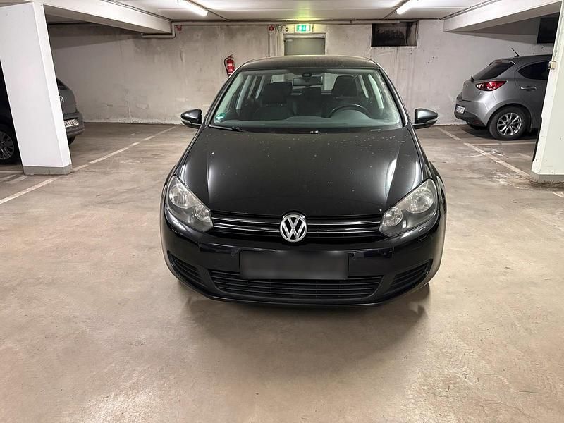 Gebraucht VW Golf VI 80 PS (58 kW) 2010 Schwarz Kleinwagen