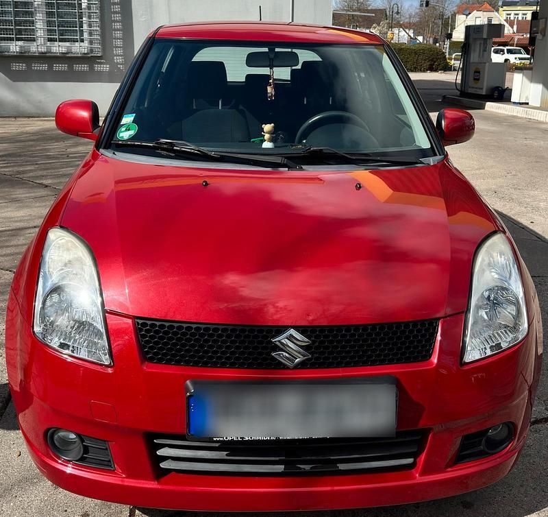 Gebraucht Suzuki Swift 92 PS (67 kW) 2007 Rot Kleinwagen