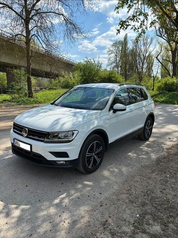 Second-hand VW Tiguan 190 CP (139 kW) 2019 Alb SUV