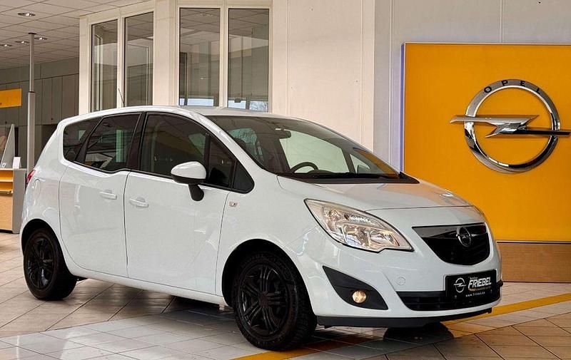 Gebraucht Opel Meriva Design Edition 120 PS (88 kW) 2012 Casabl/arctic/eisweiss/kaolin Van / Kleinbus
