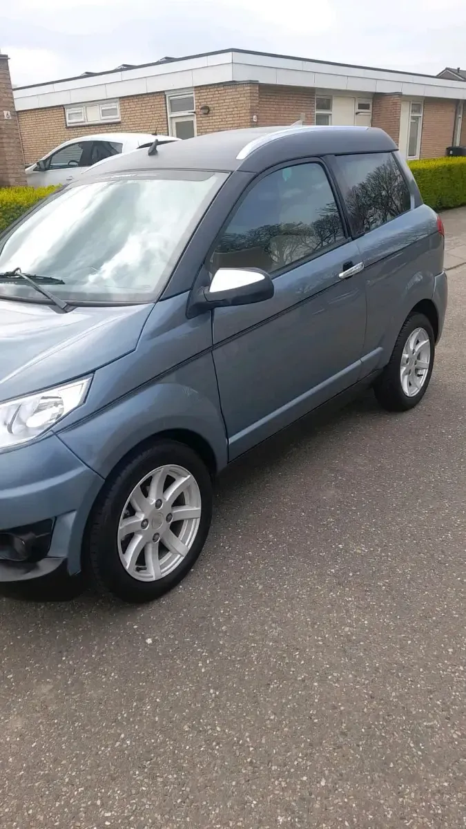Gebraucht Aixam Crossover Premium 2015 Grau Kleinwagen