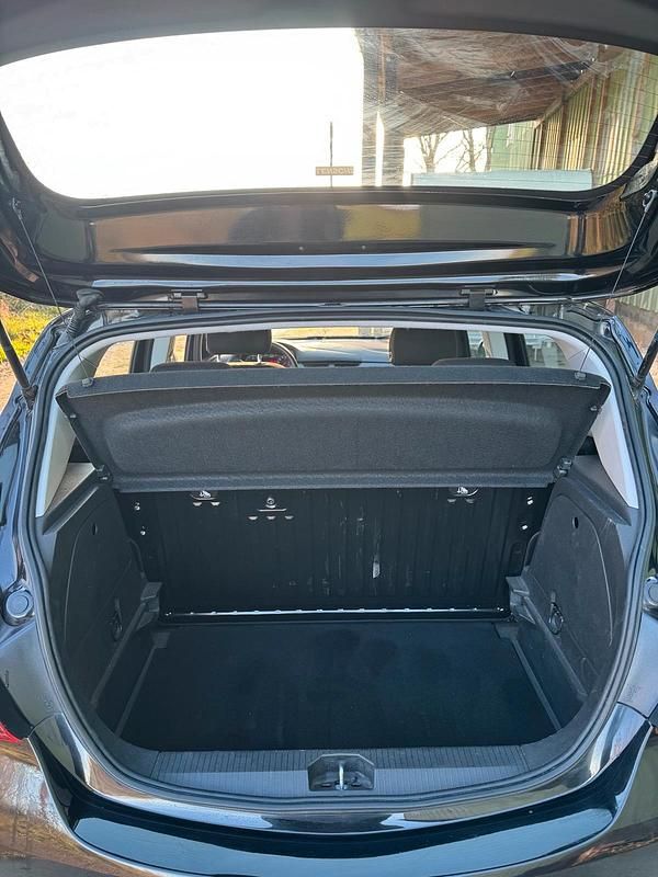 Gebraucht Opel Corsa 69 PS (50 kW) 2017 Schwarz Kleinwagen