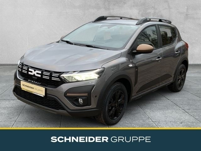 Grau Gebraucht 2022 Dacia Sandero Extreme Kleinwagen | 20.290 € (Teuer) - Bild 1/4