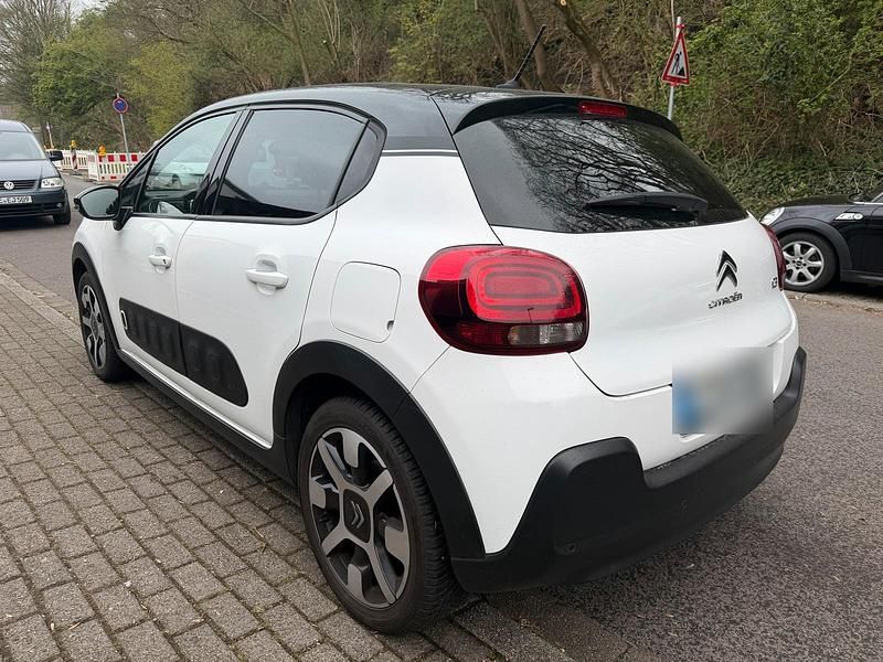 Gebraucht Citroën C3 110 PS (80 kW) 2018 Weiß Kleinwagen